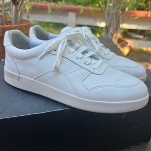 New Everlane Court leather white sneaker